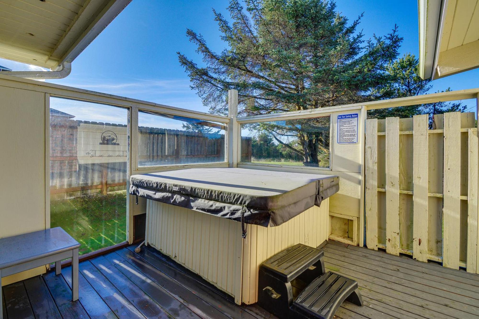 Villa Pet-Friendly Washington Retreat With Hot Tub And Deck! Ocean Shores Exterior foto